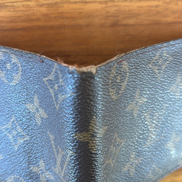 100% Authentic LV Louis Vuitton Bifold Monogram Wallet - Picture 5 of 11